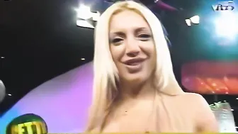 Sabrina Pettinato en "Petti en vivo" (2001) #3