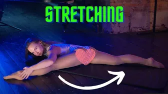 Stretching Yoga Flow in real 8k #1